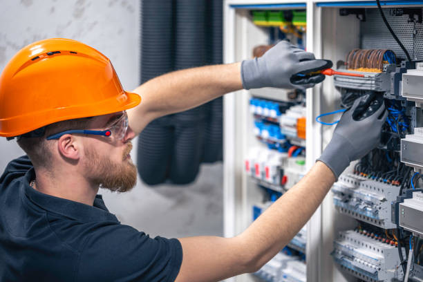 Best Local Electrician Companies  in Highland, IN